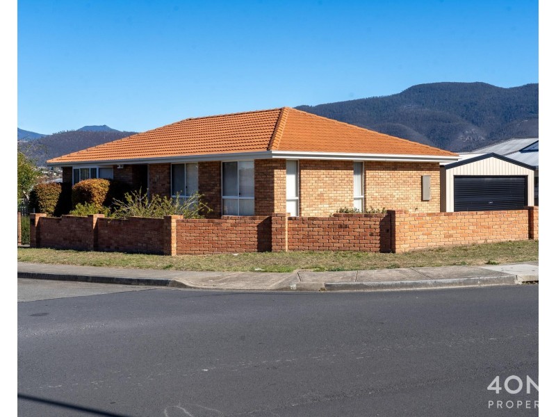 27 Fouche Avenue, Old Beach TAS 7017