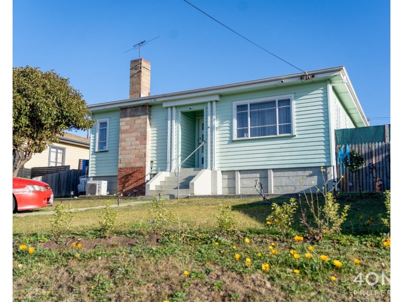 18 Laguna Place, Derwent Park TAS 7009