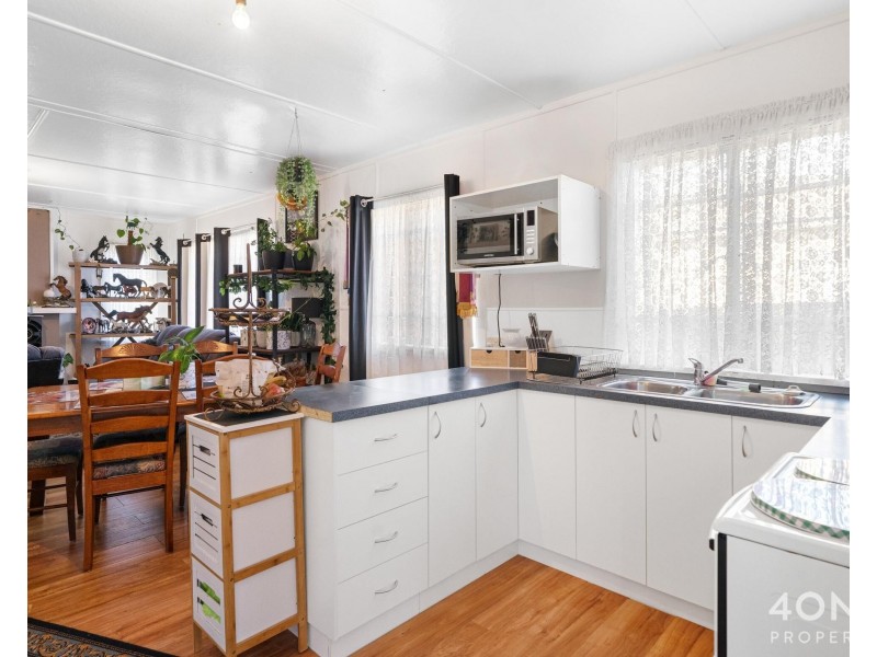 18 Laguna Place, Derwent Park TAS 7009