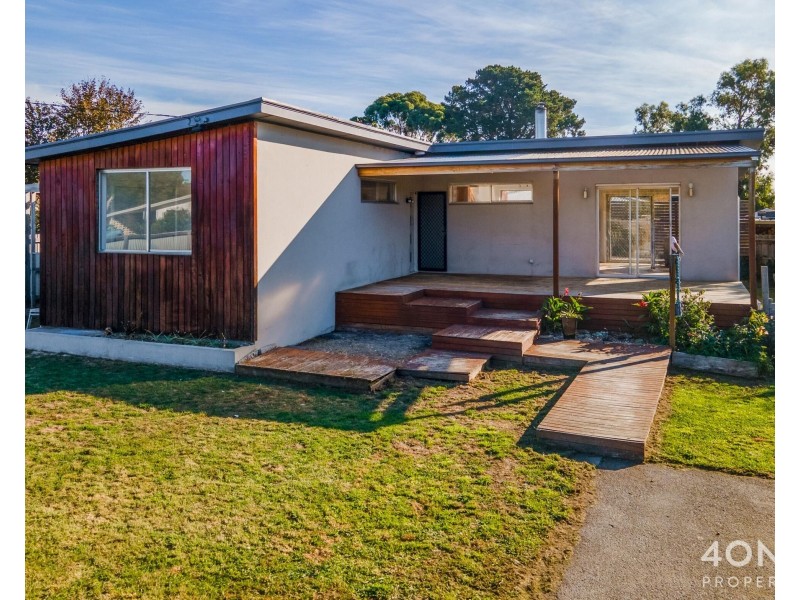 18 Tenth Avenue, Dodges Ferry TAS 7173