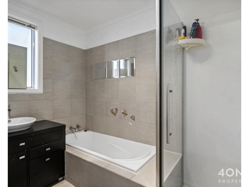 18 Tenth Avenue, Dodges Ferry TAS 7173