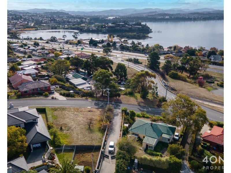 1 Riverview Parade, Rosetta TAS 7010