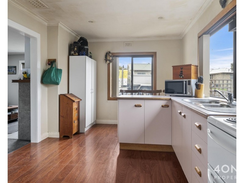 49 Edinburgh Crescent, Goodwood TAS 7010