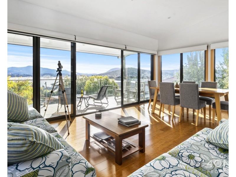 4 East Derwent Highway, Rose Bay TAS 7015