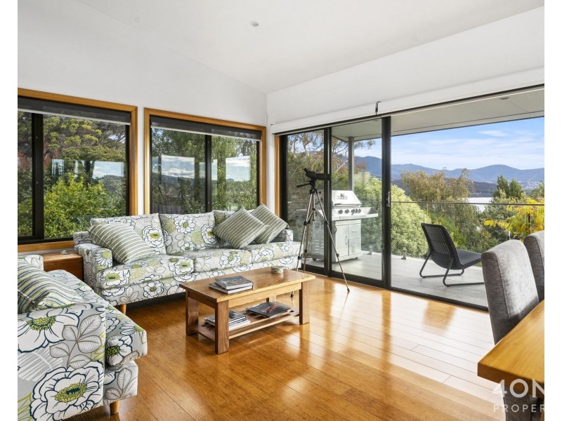 4 East Derwent Highway, Rose Bay TAS 7015