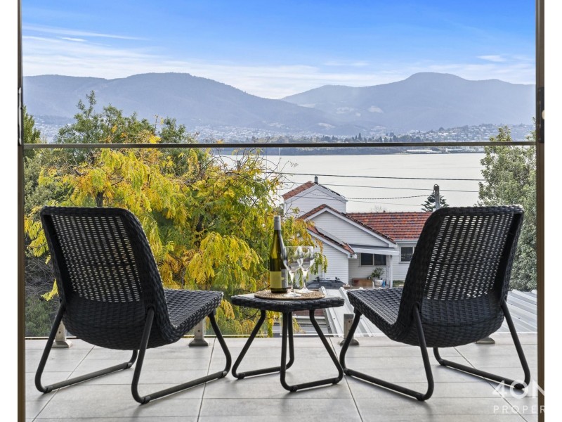 4 East Derwent Highway, Rose Bay TAS 7015