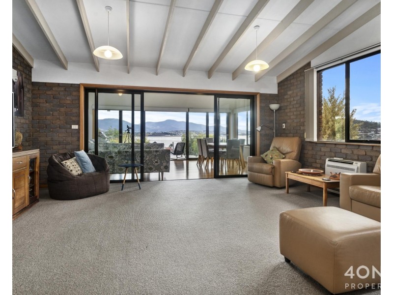 4 East Derwent Highway, Rose Bay TAS 7015