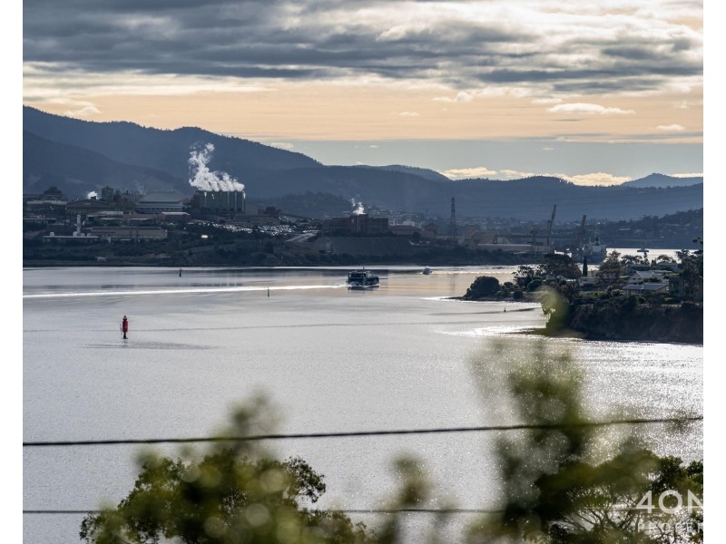 4 East Derwent Highway, Rose Bay TAS 7015