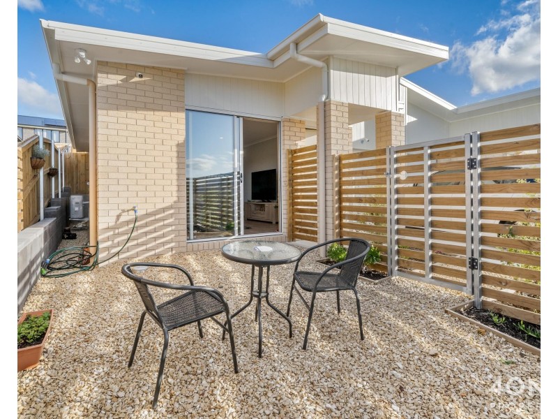 1/35 Ploughman Road, Howrah TAS 7018