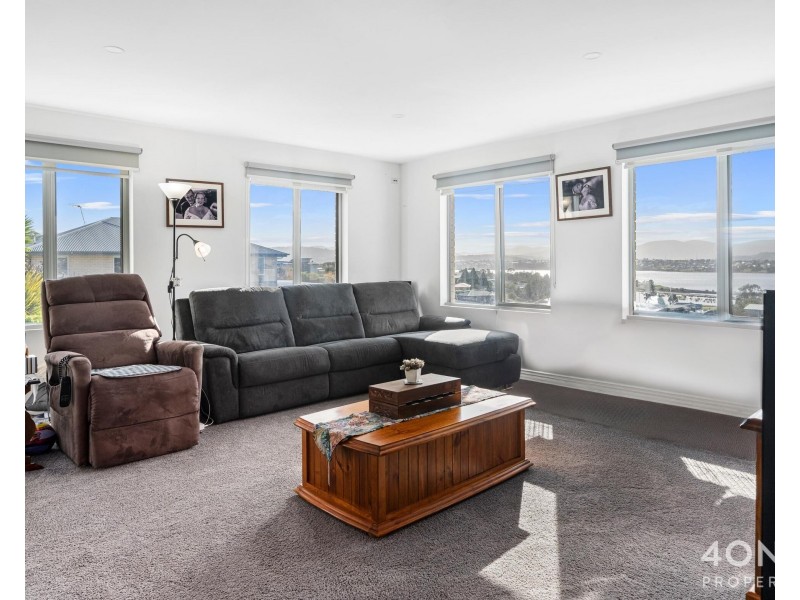 5 Navigators Rise, Granton TAS 7030