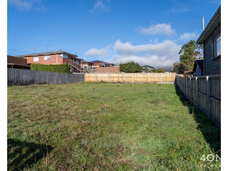 21 Tenth Avenue, West Moonah TAS 7009