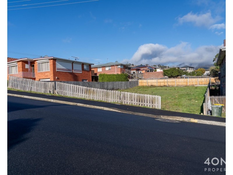 21 Tenth Avenue, West Moonah TAS 7009