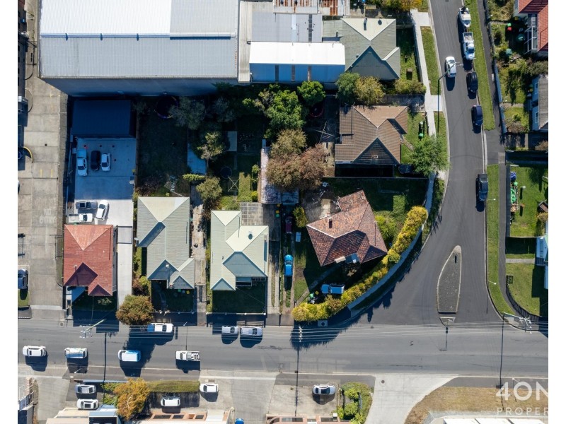 2 Elmsleigh Road, Derwent Park TAS 7009