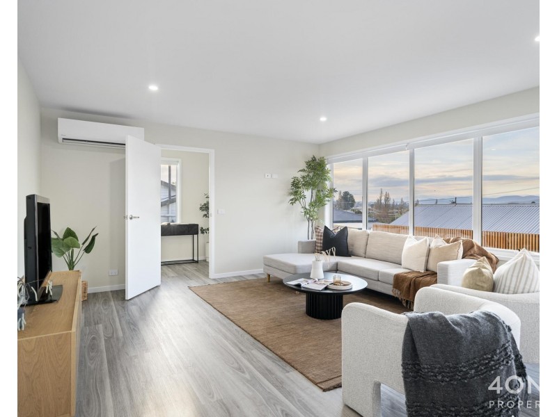 2/16 Cadbury Road, Claremont TAS 7011