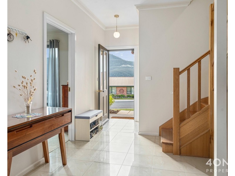 16 Sadri Court, New Norfolk TAS 7140
