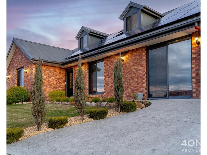 16 Sadri Court, New Norfolk TAS 7140