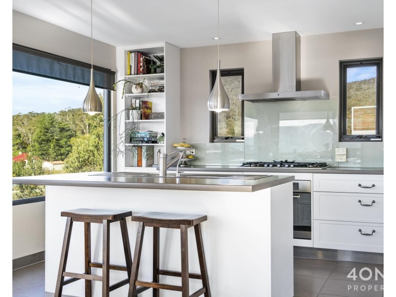 13 Lowrie Place, Glenorchy TAS 7010