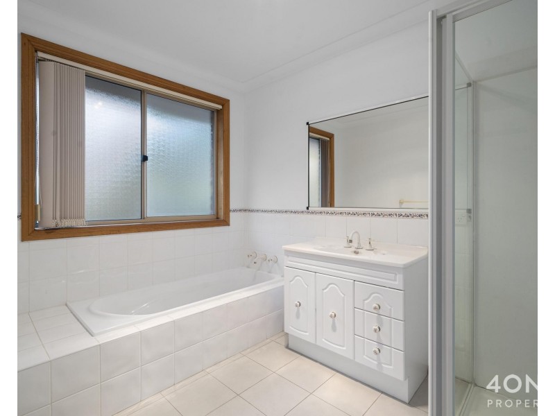 22 Lady Penrhyn Drive, Blackmans Bay TAS 7052