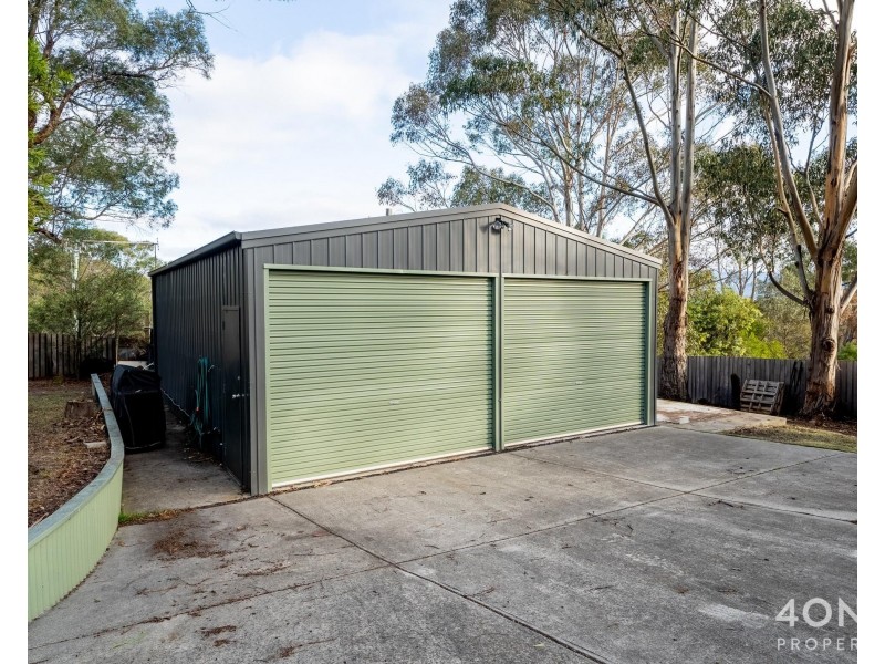 22 Lady Penrhyn Drive, Blackmans Bay TAS 7052