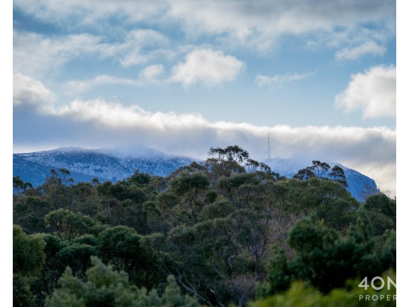 22 Lady Penrhyn Drive, Blackmans Bay TAS 7052