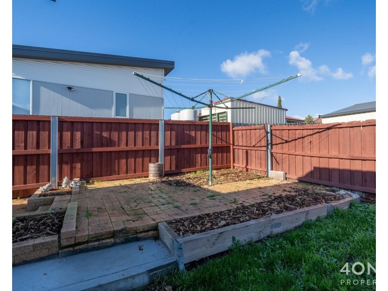 1/16 Cadbury Road, Claremont TAS 7011