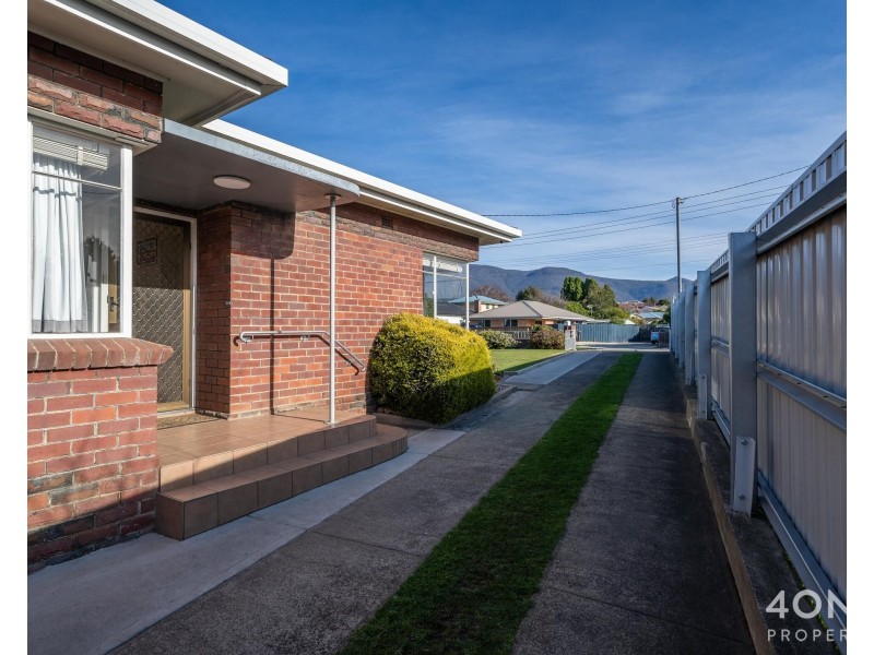 43 Gepp Parade, Derwent Park TAS 7009