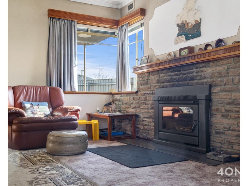 43 Gepp Parade, Derwent Park TAS 7009