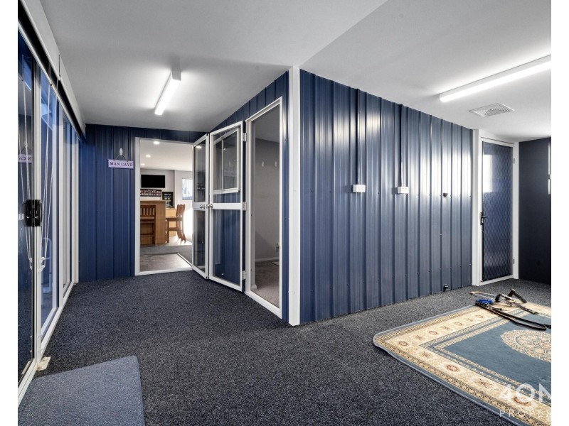 3 Curlew Parade, Claremont TAS 7011