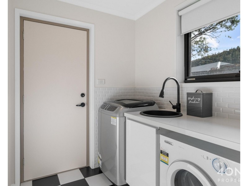 21 Brookston Drive, Mornington TAS 7018