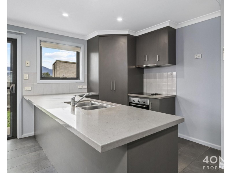 2/22 Chestnut Avenue, Lutana TAS 7009