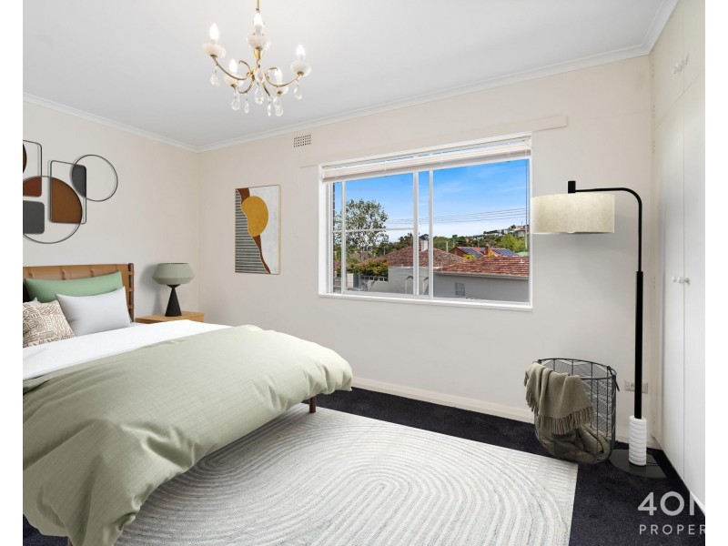 4/2 Mansell Court, Sandy Bay TAS 7005