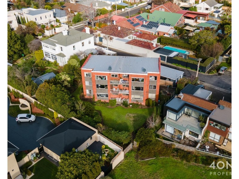 4/2 Mansell Court, Sandy Bay TAS 7005