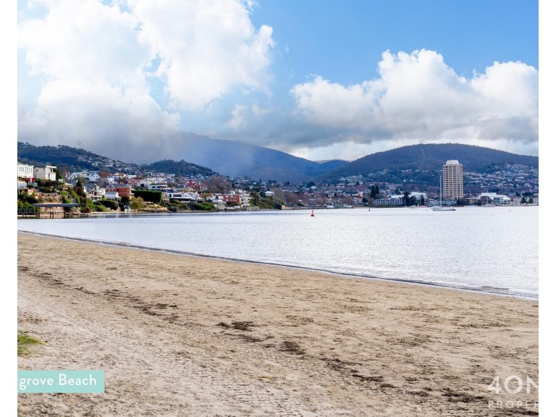 4/2 Mansell Court, Sandy Bay TAS 7005