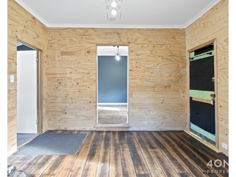 1 Myrtle Forest Road, Collinsvale TAS 7012