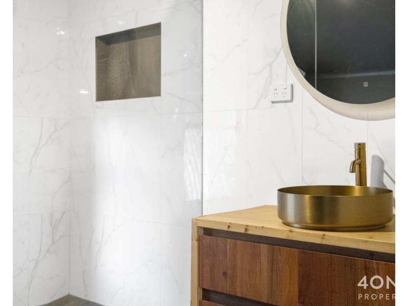 1 Myrtle Forest Road, Collinsvale TAS 7012