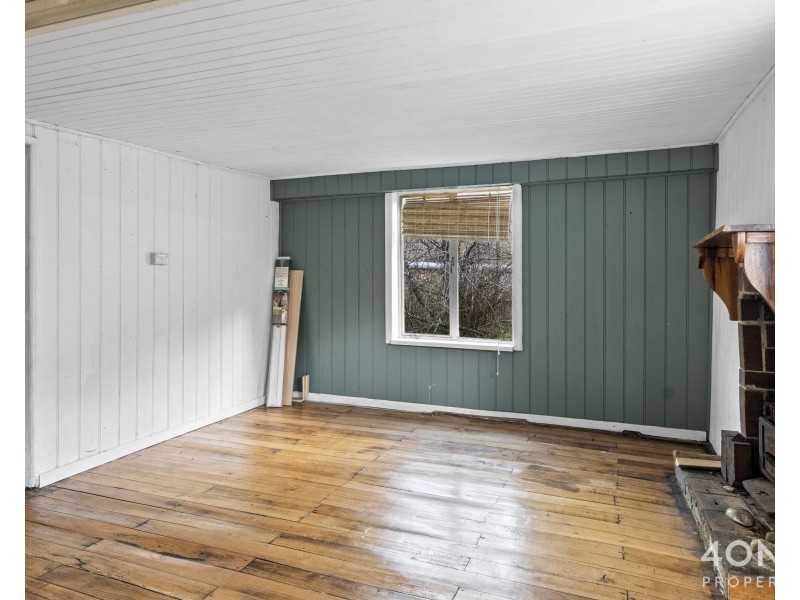 1 Myrtle Forest Road, Collinsvale TAS 7012