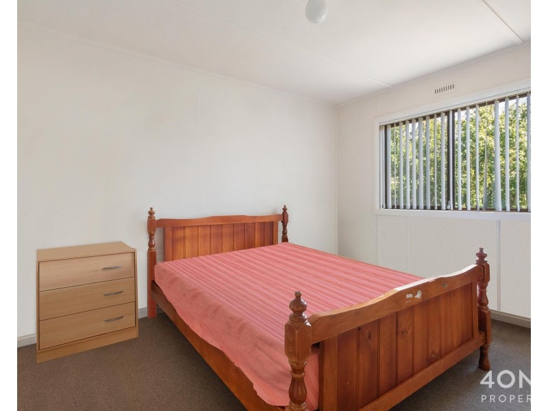 6 Curlew Parade, Claremont TAS 7011