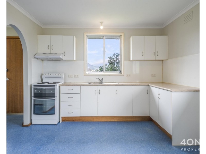 33 Walker Crescent, Bridgewater TAS 7030