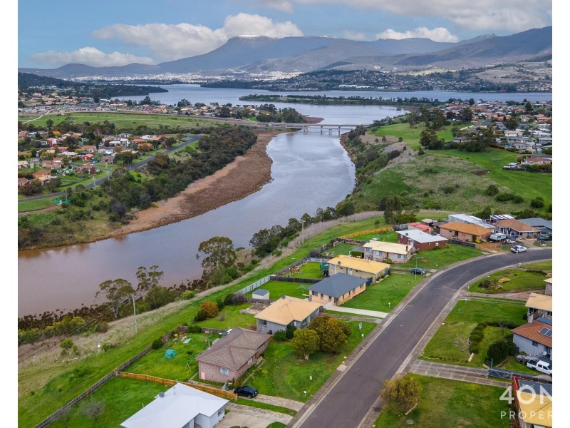 33 Walker Crescent, Bridgewater TAS 7030