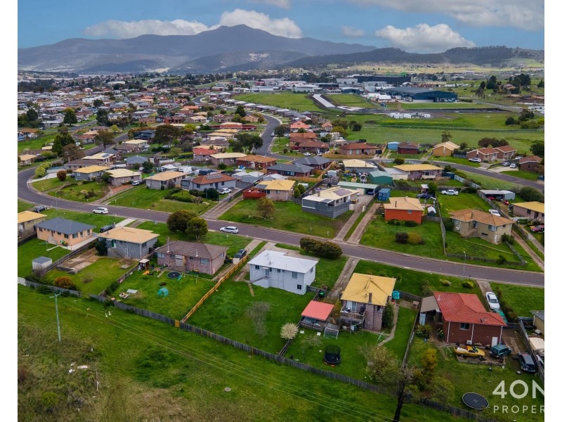 33 Walker Crescent, Bridgewater TAS 7030