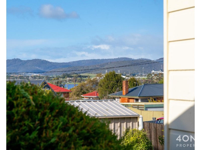 521 Main Road, Montrose TAS 7010