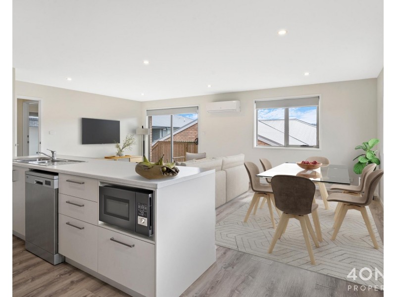 1/100 Goodwins Road, Rokeby TAS 7019