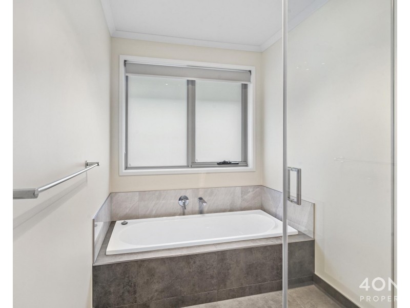 1/100 Goodwins Road, Rokeby TAS 7019