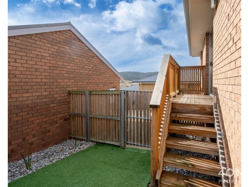 1/100 Goodwins Road, Rokeby TAS 7019