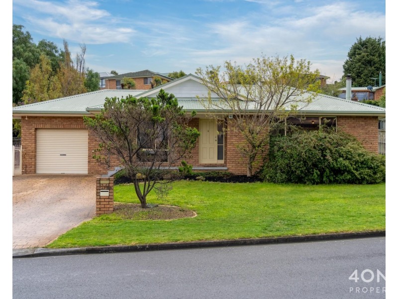 14 Clives Avenue, Old Beach TAS 7017