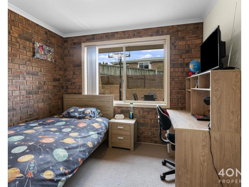 14 Clives Avenue, Old Beach TAS 7017