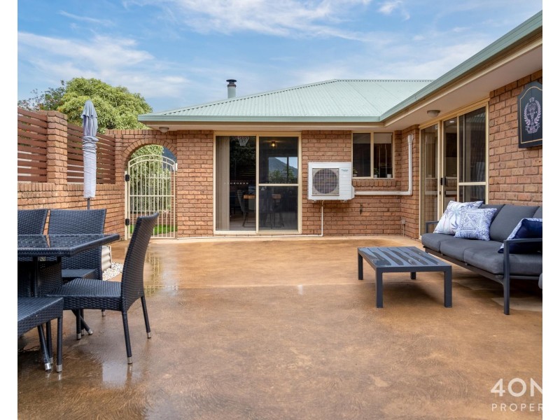 14 Clives Avenue, Old Beach TAS 7017