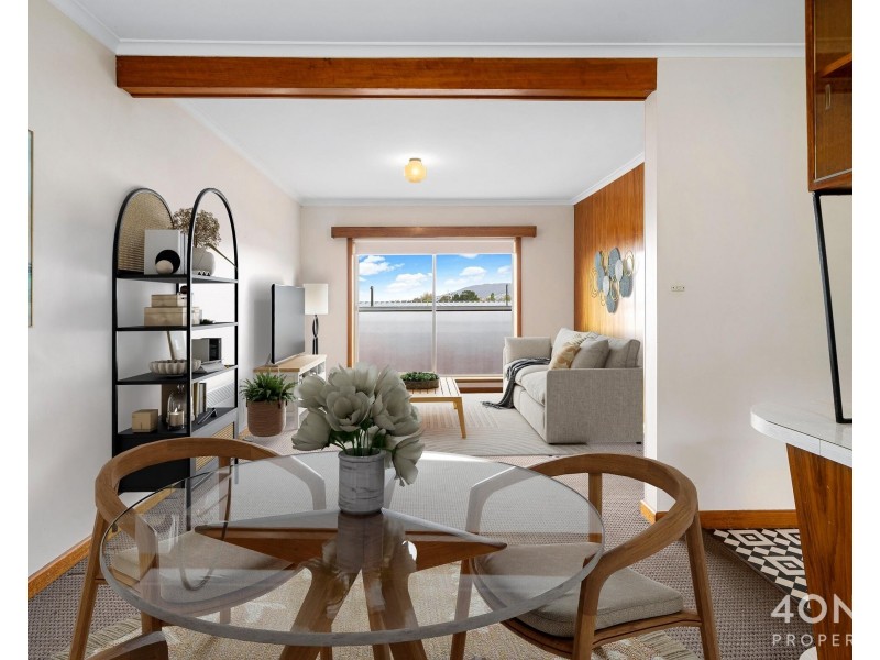 1/4 Una Street, Mount Stuart TAS 7000