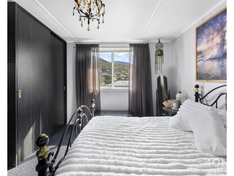 55 Arunta Crescent, Chigwell TAS 7011