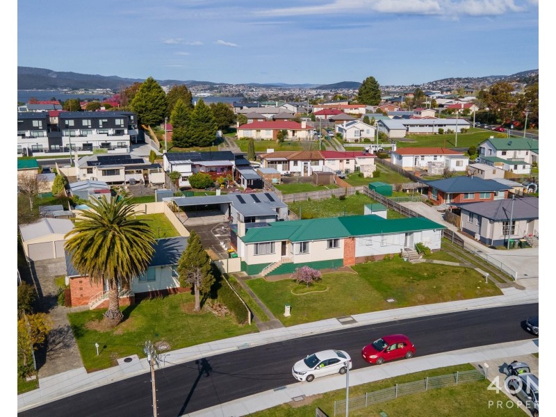 55 Arunta Crescent, Chigwell TAS 7011